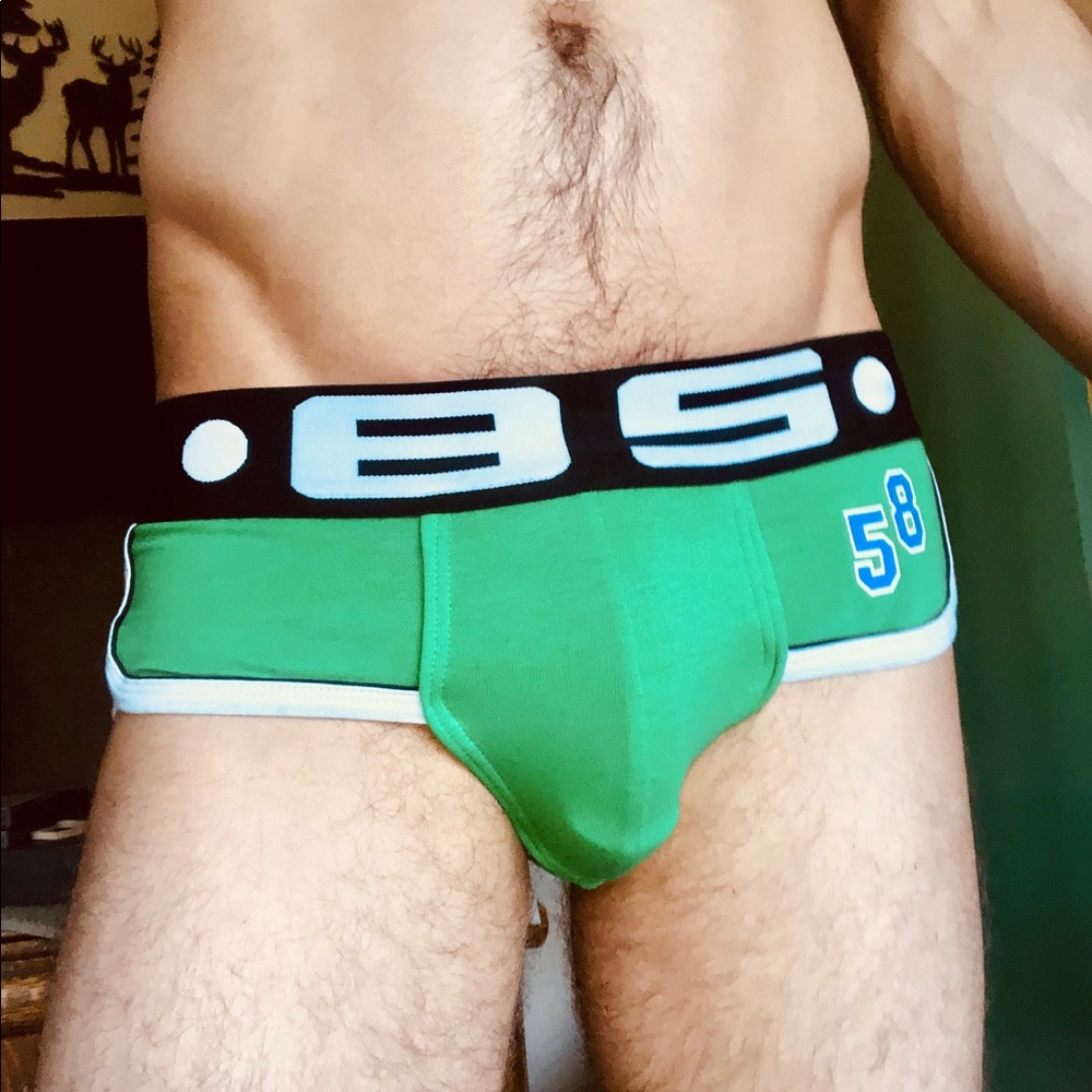 Men’s Boxer Brief - Large
Fits like medium